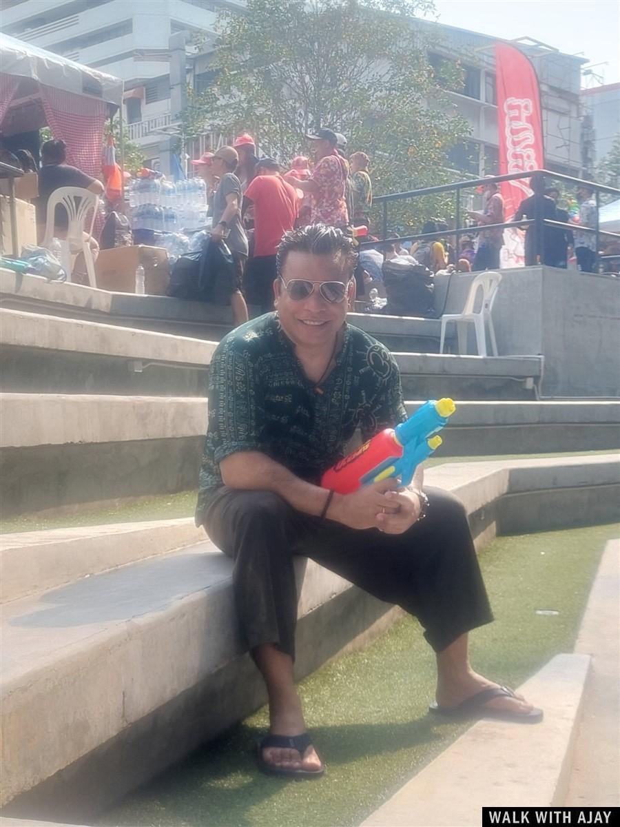 Enjoying Songkran Festival Around Siam Area : Bangkok , Thailand (Apr'23) 15