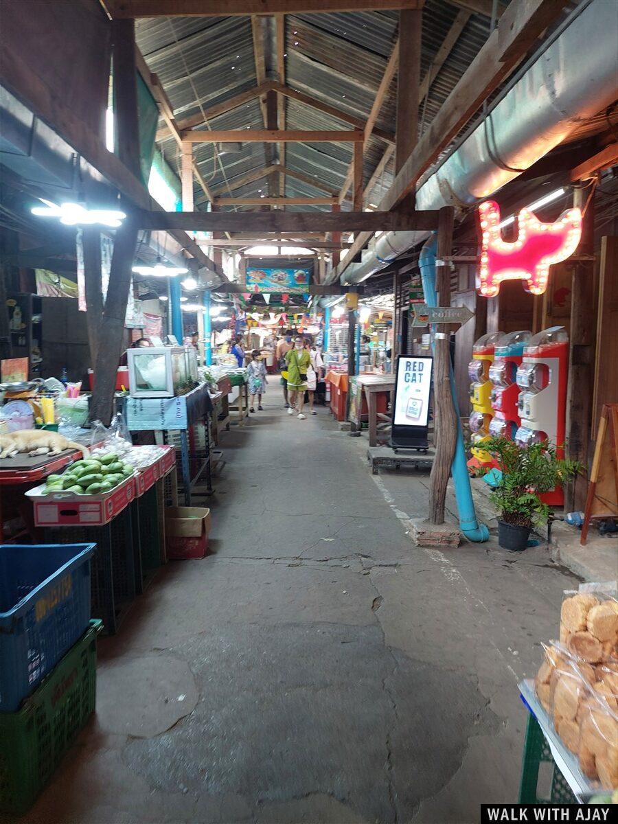 Day 1 - Having Lunch at 100 Years Old Ban Mai Market : Chachoengsao, Thailand (Apr'23) 11