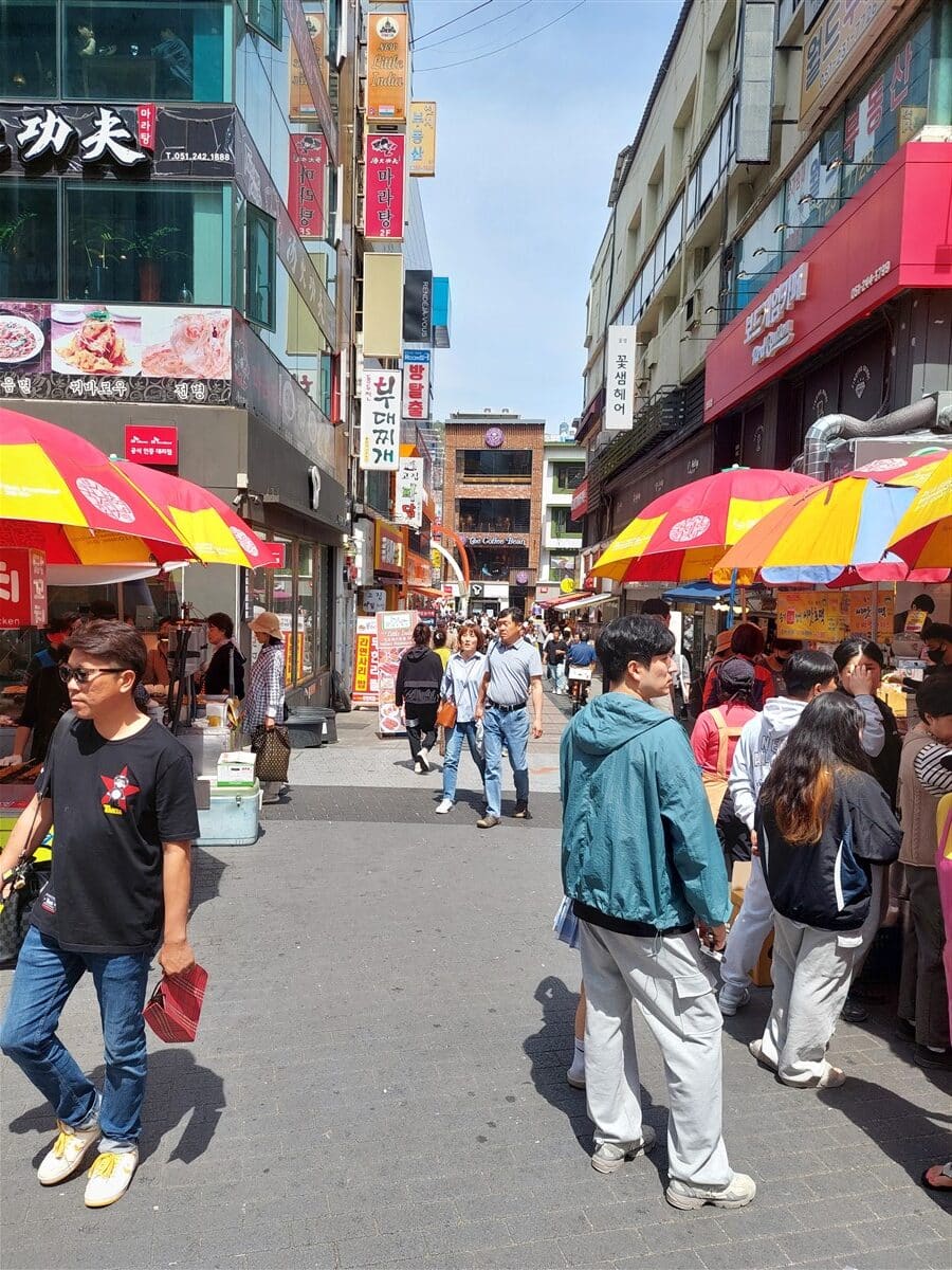 Day 8 - Our Last Day in Busan : South Korea (Apr'24) 7