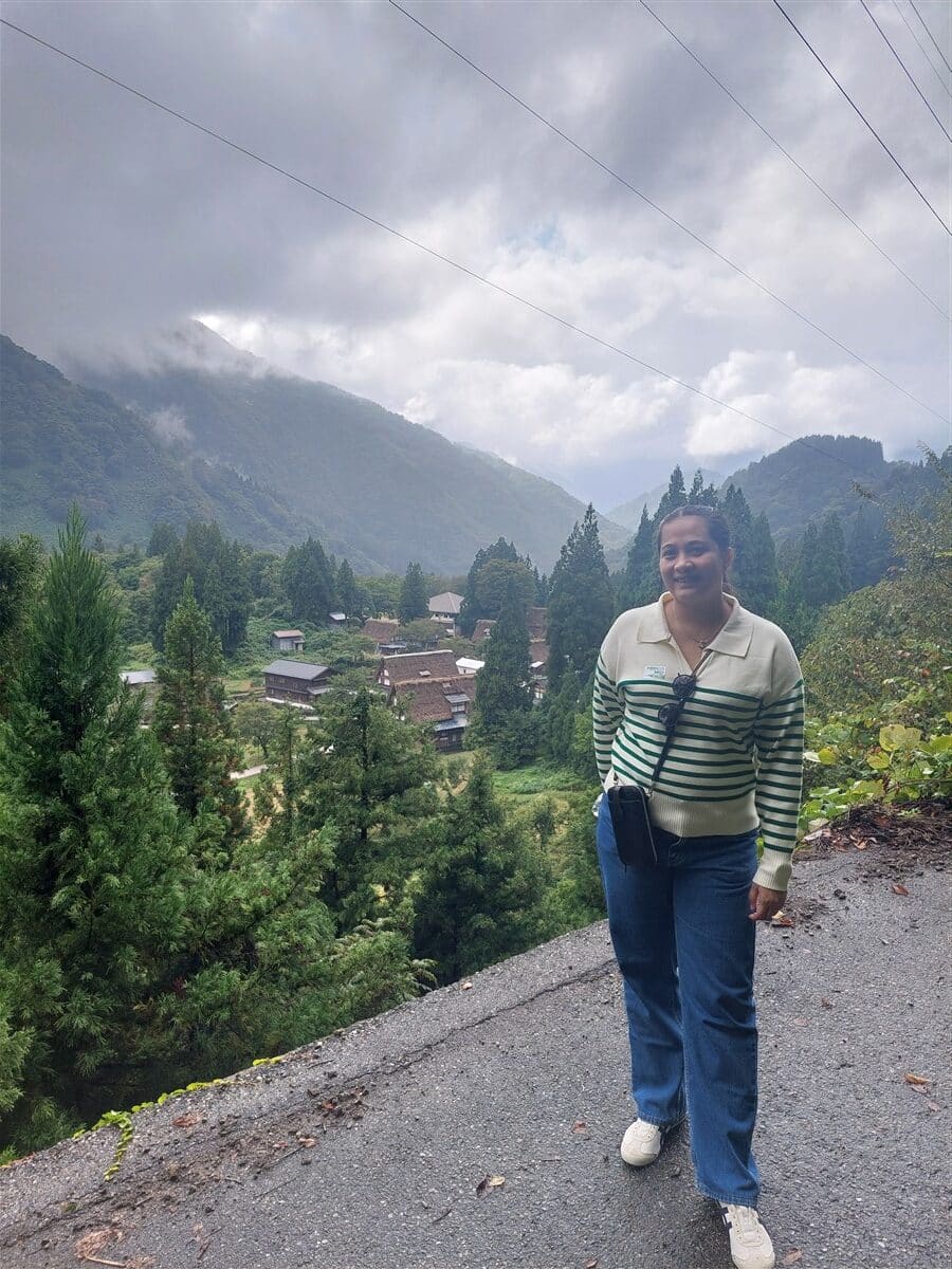 Day 4 - One Day Shirakawago & Gokayama Ainokura Tour from Takayama : Japan (Oct25) 4