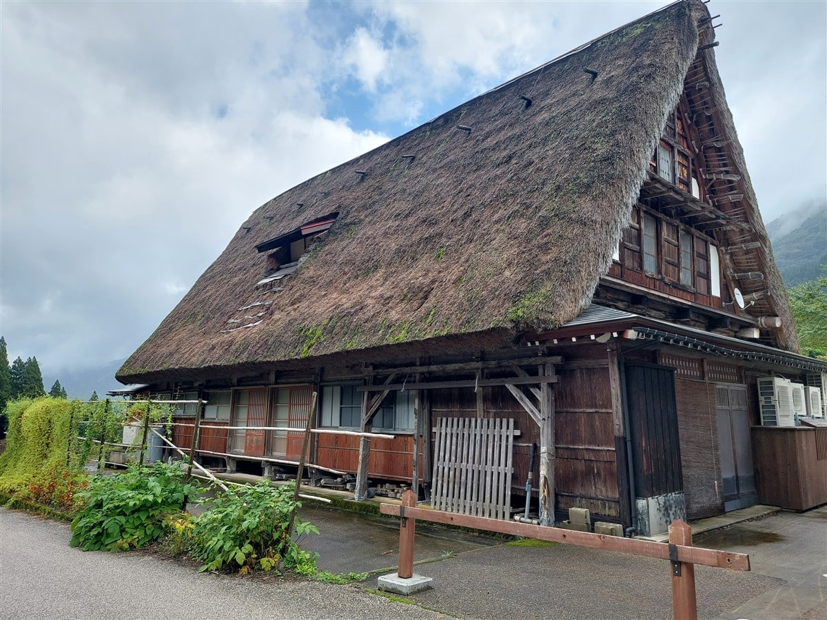 Day 4 - One Day Shirakawago & Gokayama Ainokura Tour from Takayama : Japan (Oct25) 22
