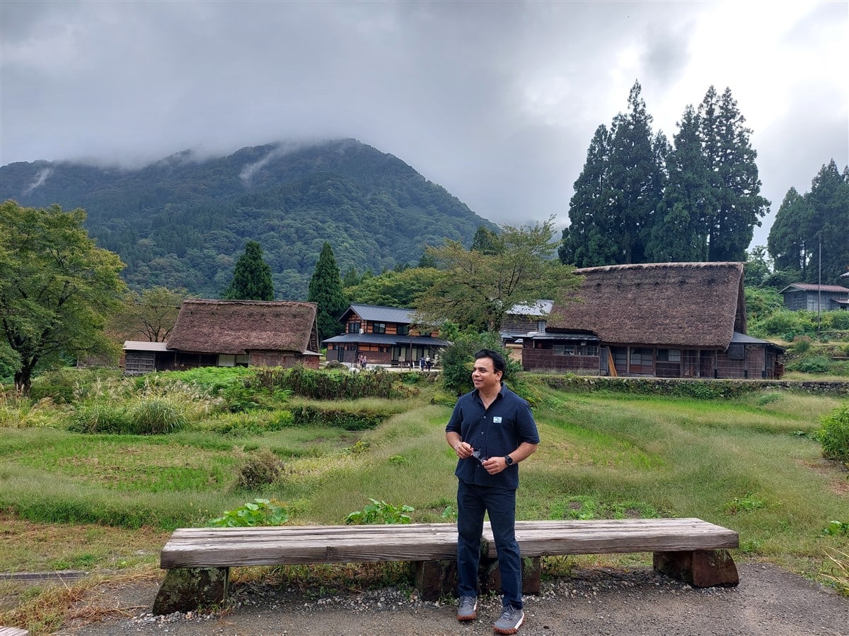 Day 4 - One Day Shirakawago & Gokayama Ainokura Tour from Takayama : Japan (Oct25) 26