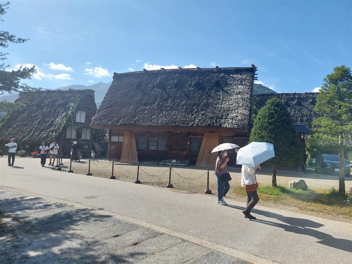 Day 4 - One Day Shirakawago & Gokayama Ainokura Tour from Takayama : Japan (Oct25) 36