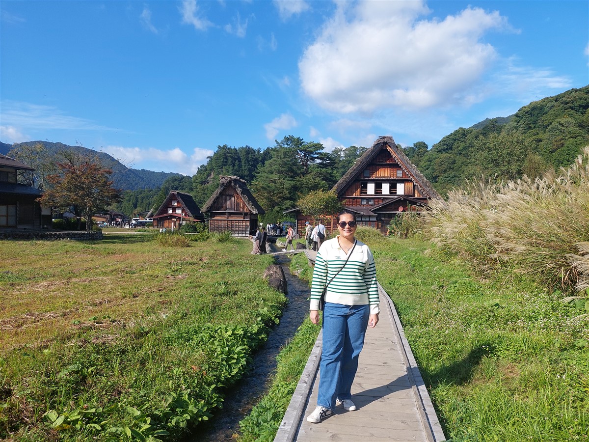 Day 4 - One Day Shirakawago & Gokayama Ainokura Tour from Takayama : Japan (Oct25) 46