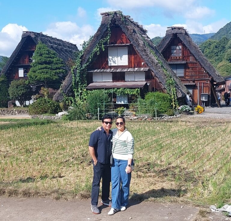 Welcome To My Travel Blog ! Sharing Travel Memories From 16 Countries & 110+ Cities 12 Day 4 – One Day Shirakawago & Gokayama Ainokura Tour from Takayama : Japan (Oct25)