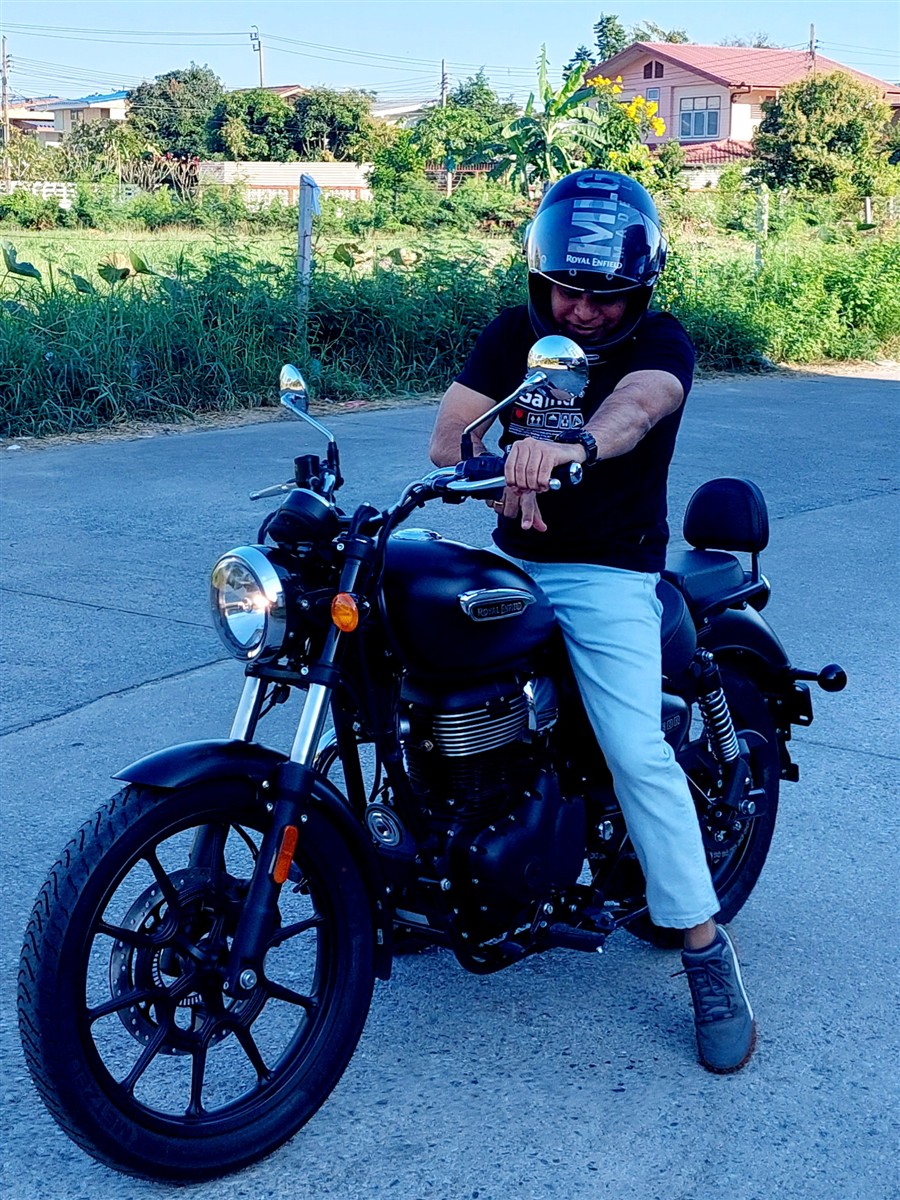 My Biking Experience Starts in Bangkok – Royal Enfield Meteor 350 (Jan'26) 4