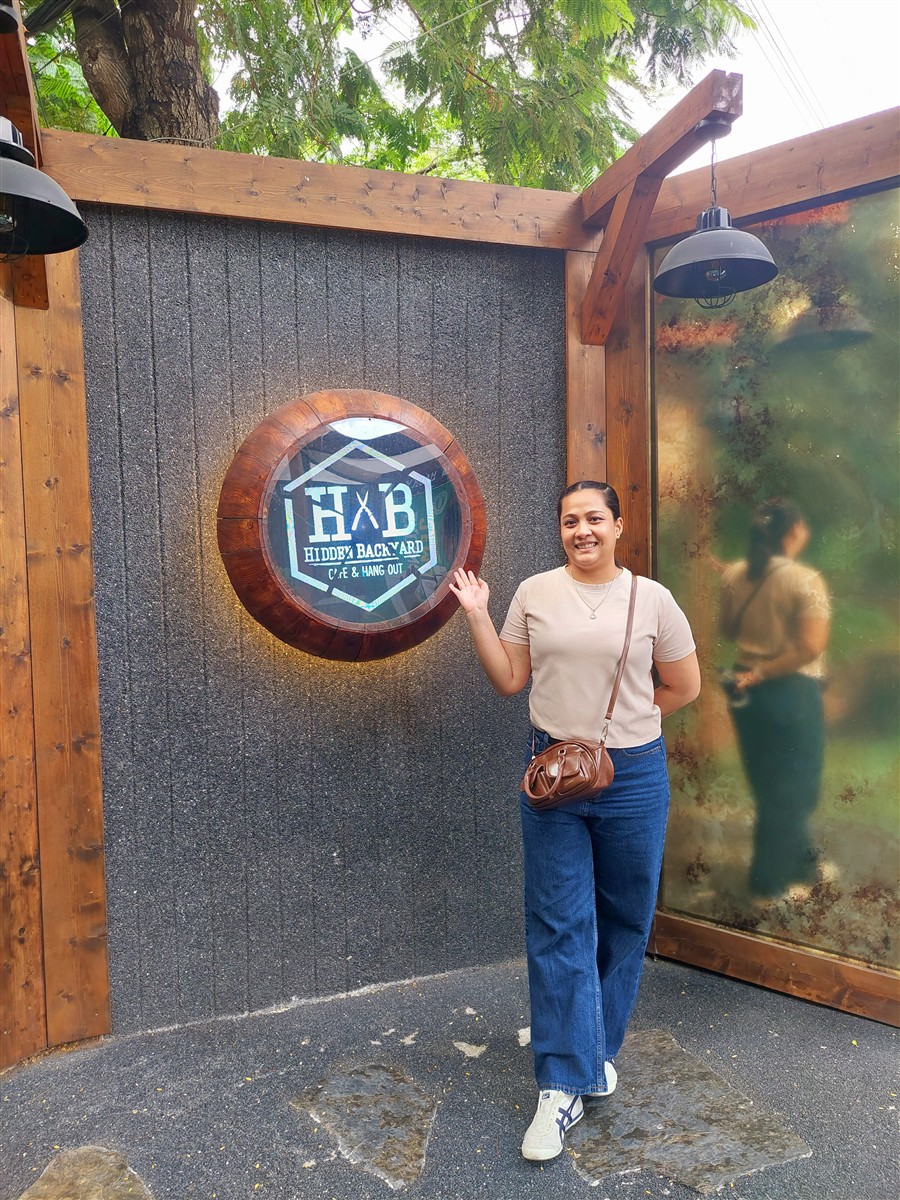 Lunch at Hidden Backyard Cafe & Hangout : Nonthaburi, Bangkok 6