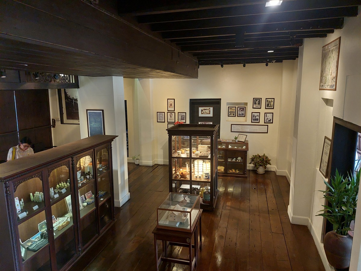 Day 2 - Exploring Chanthaburi Temple & Waterfall : Thailand (Apr'26) 4