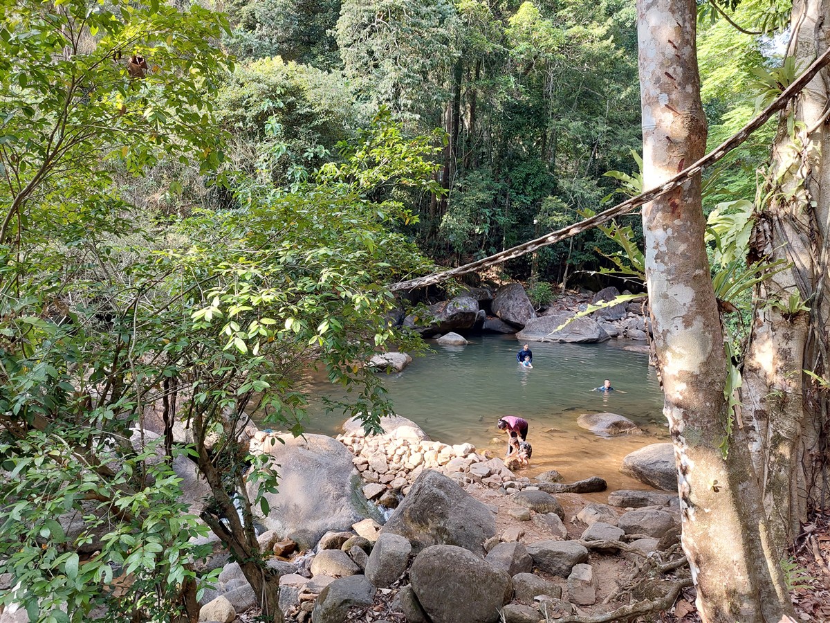 Day 2 - Exploring Chanthaburi Temple & Waterfall : Thailand (Apr'26) 58