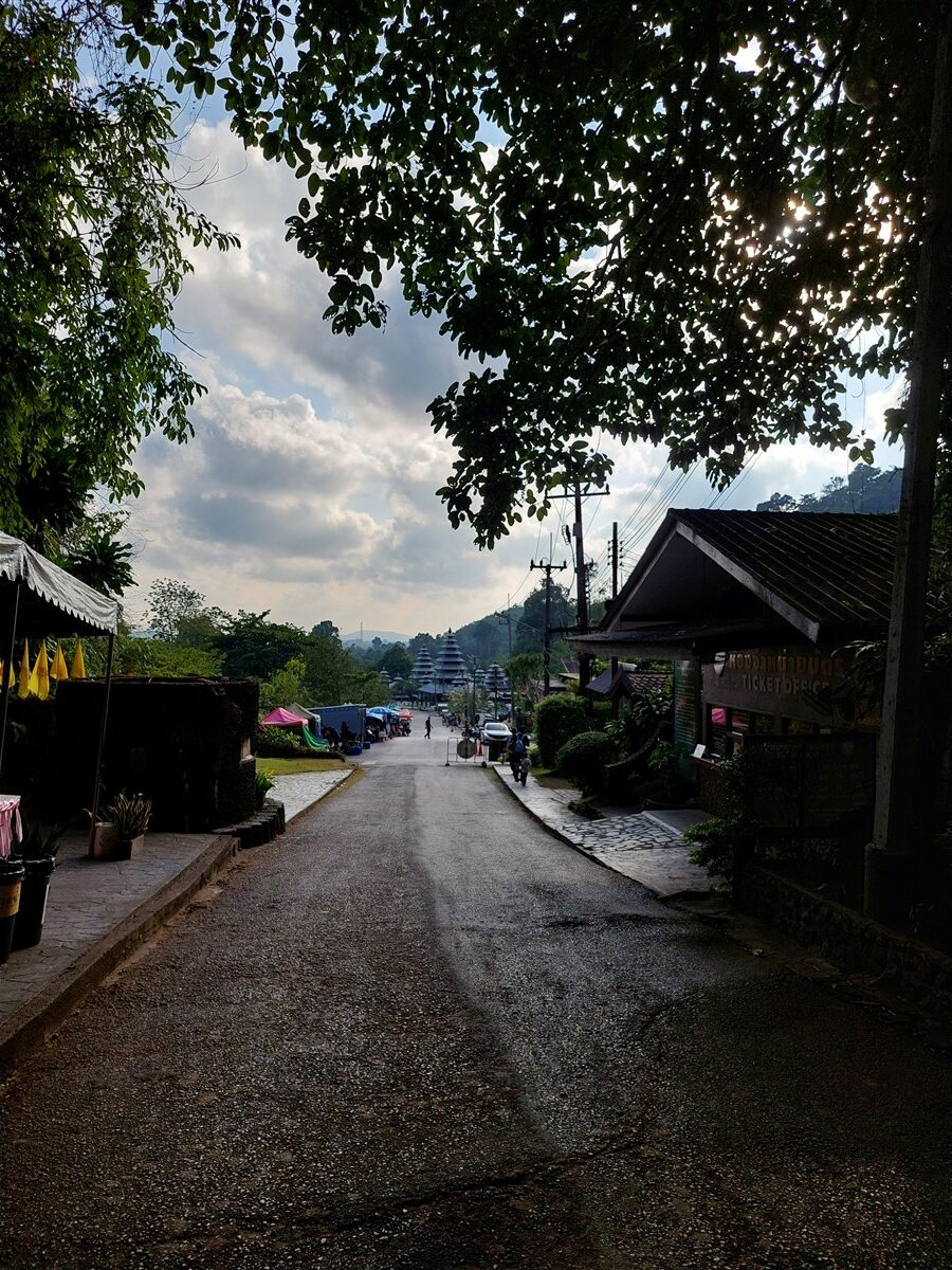 Day 2 - Exploring Chanthaburi Temple & Waterfall : Thailand (Apr'26) 59