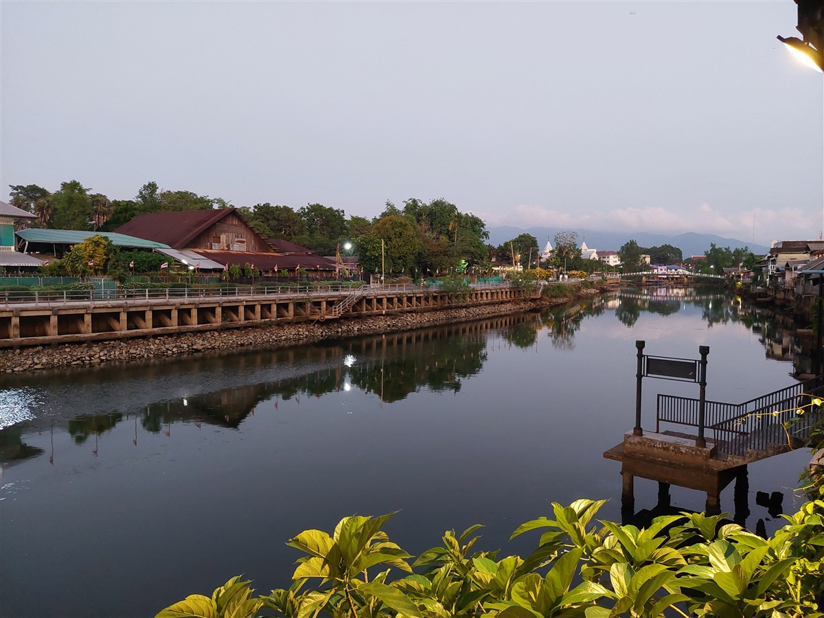 Day 2 - Exploring Chanthaburi Temple & Waterfall : Thailand (Apr'26) 64