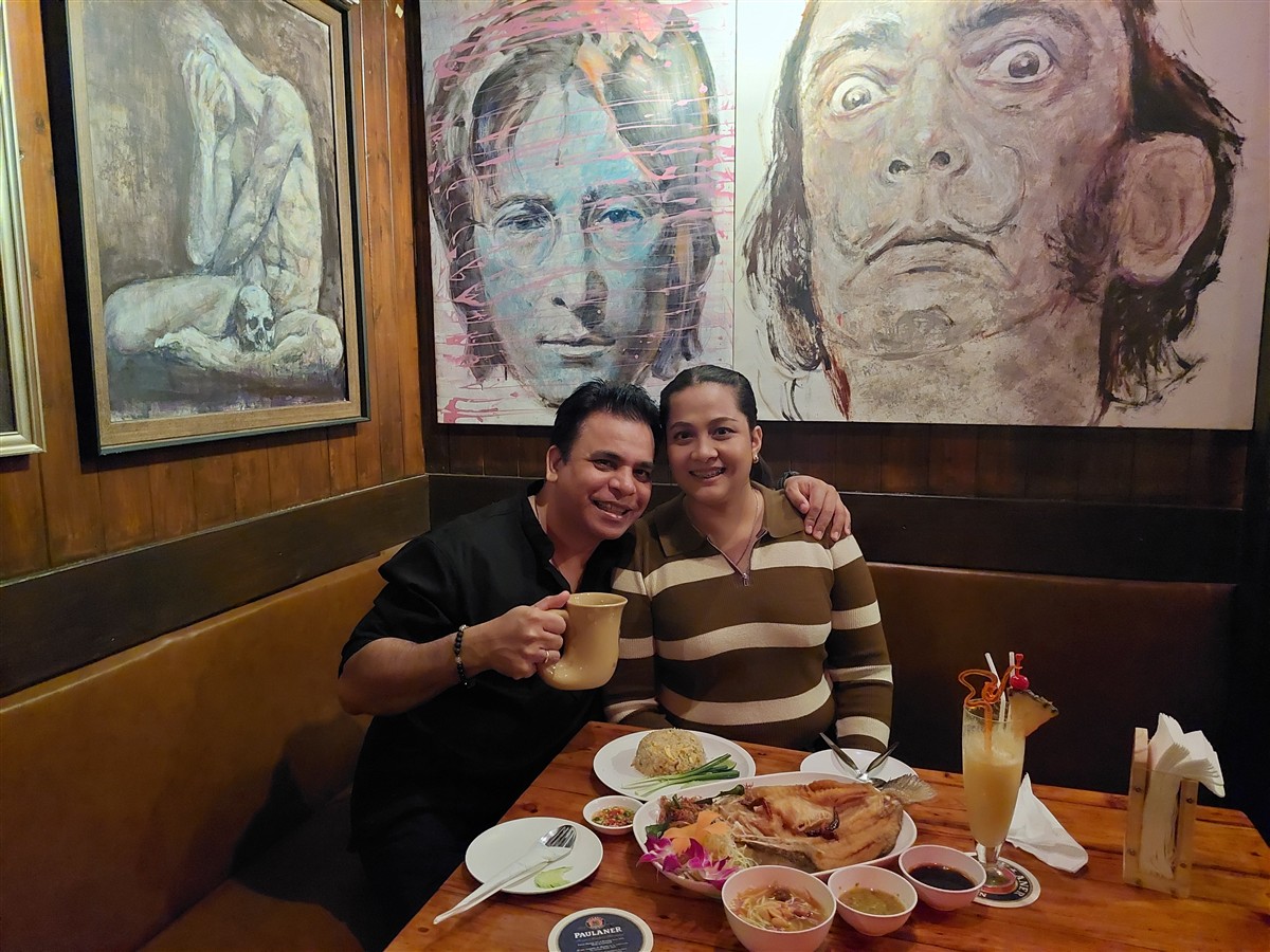 Saxophone Pub & Restaurant Bangkok - Especially Famous for Jazz and Blues 13 Saxophone Pub & Restaurant Bangkok - Especially Famous for Jazz and Blues 11