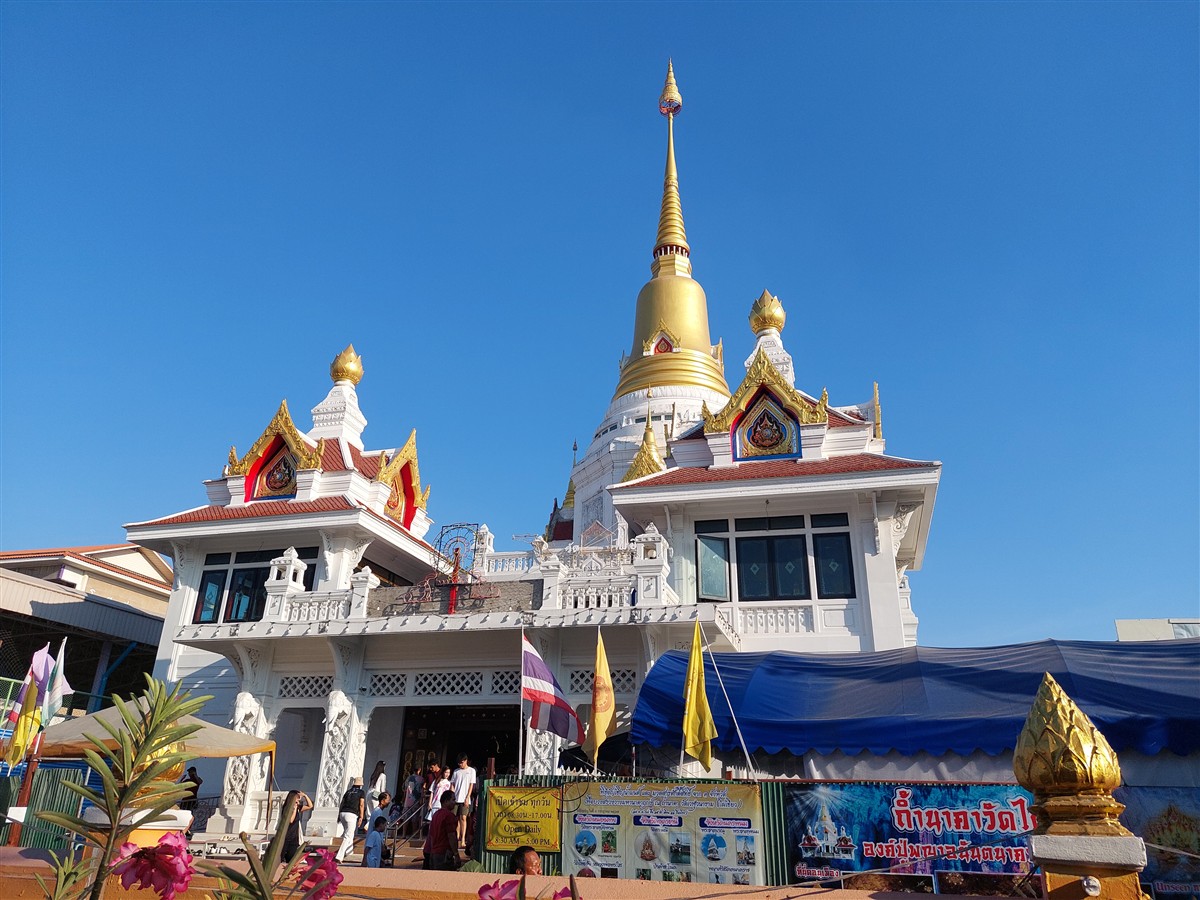Wat Weru Wanaram Bangkok – Hidden Temple Near Don Mueang Airport (Jan'26) 15