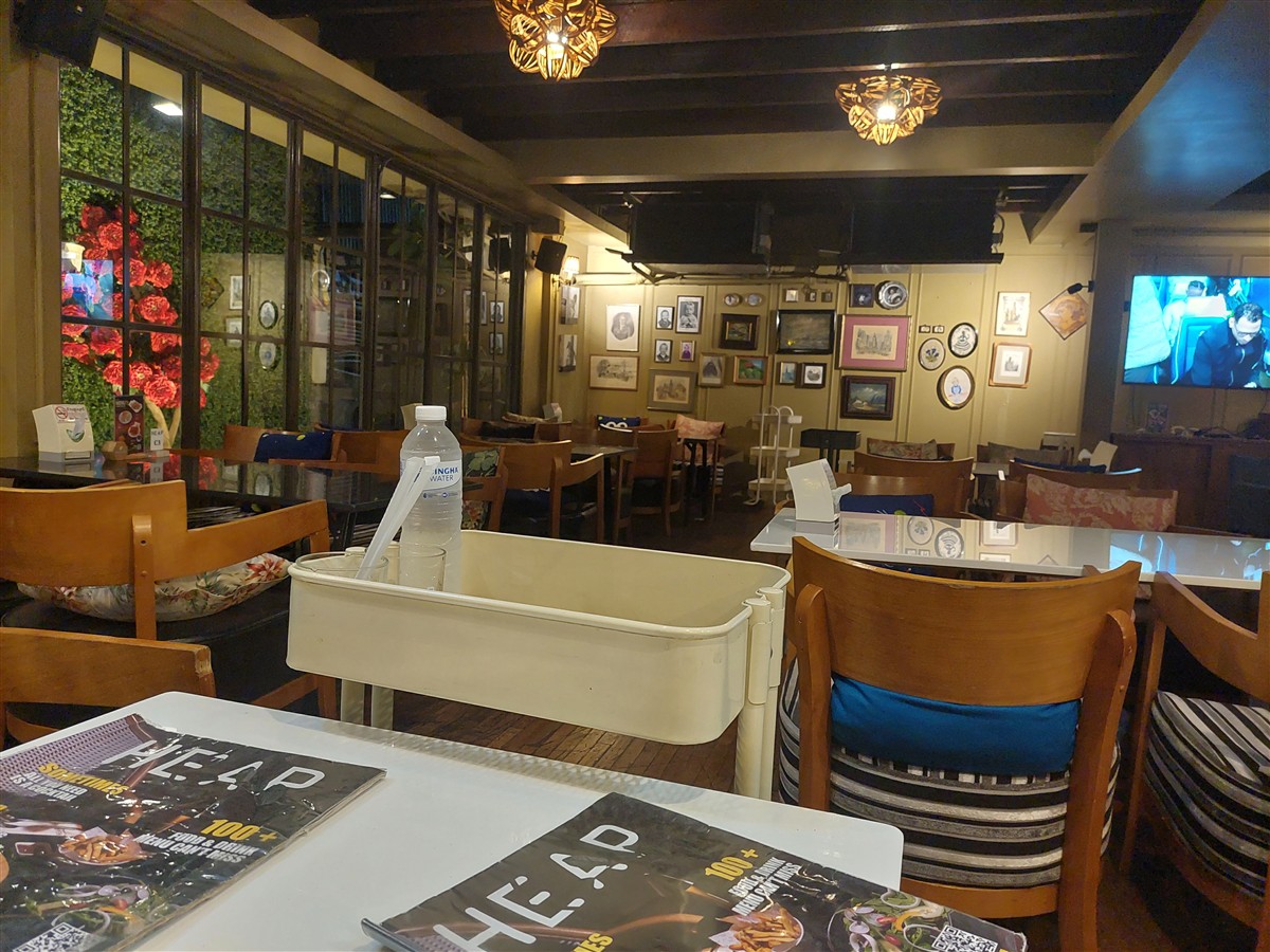 HEAP Cafe & Restaurant in Bangkok – Dining with Live Band (Jan'26) 2