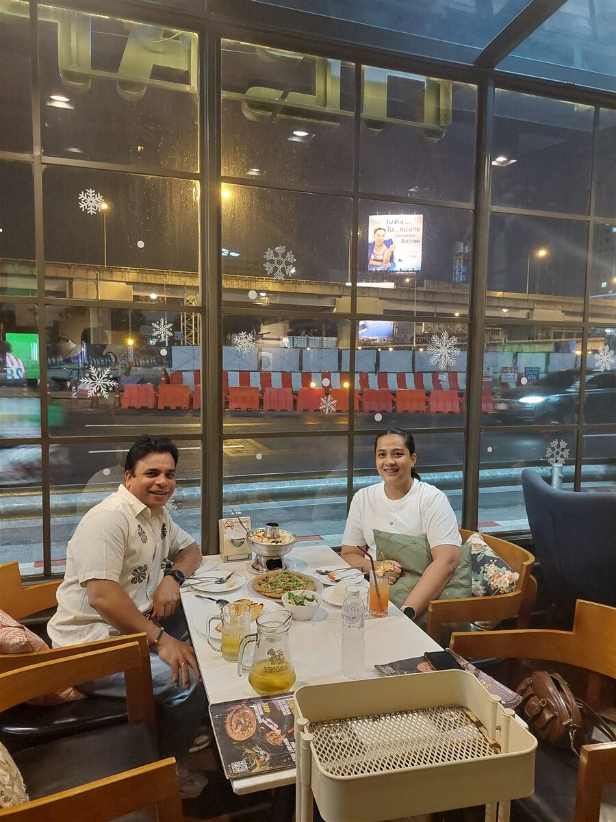 HEAP Cafe & Restaurant in Bangkok – Dining with Live Band (Jan'26) 9