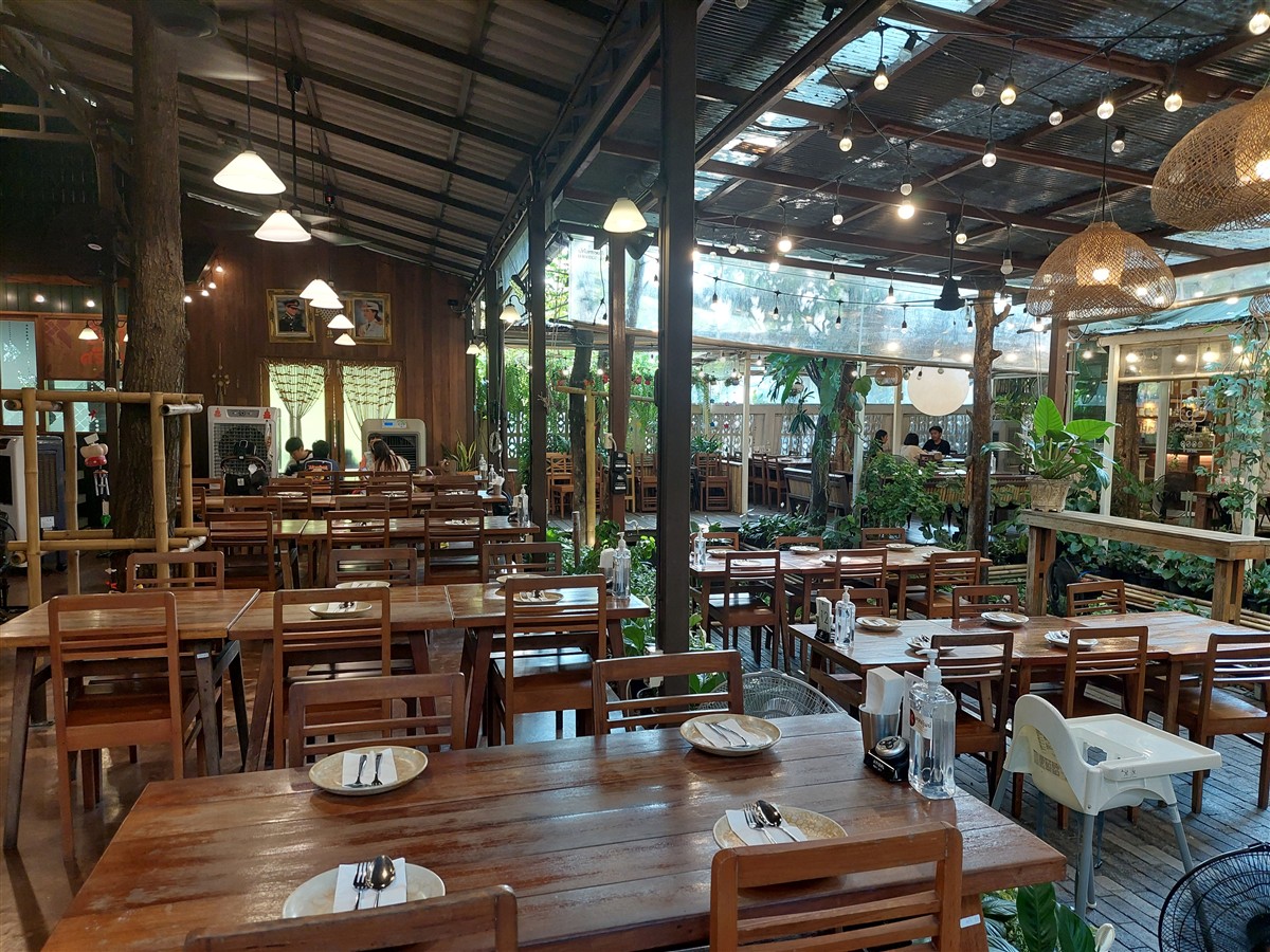 Hidden Jungle Lunch at ฐ.ฐาน Cafe (Simple Meet) Bangkok, Thailand (May'26) 18