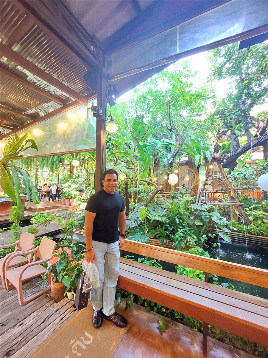 Hidden Jungle Lunch at ฐ.ฐาน Cafe (Simple Meet) Bangkok, Thailand (May'26) 21