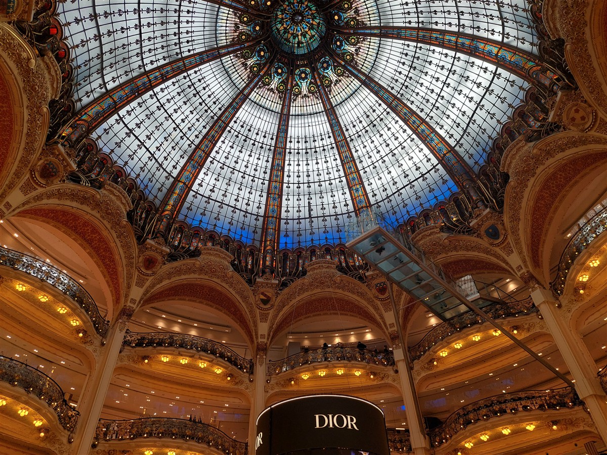 Day 2 - Walking Through Paris Opera Garnier, Galeries Lafayette, Notre-Dame & Le Marais : France (Sep'26) 27 Day 2 - Walking Through Paris Opera Garnier, Galeries Lafayette, Notre-Dame & Le Marais : France (Sep'26) 27