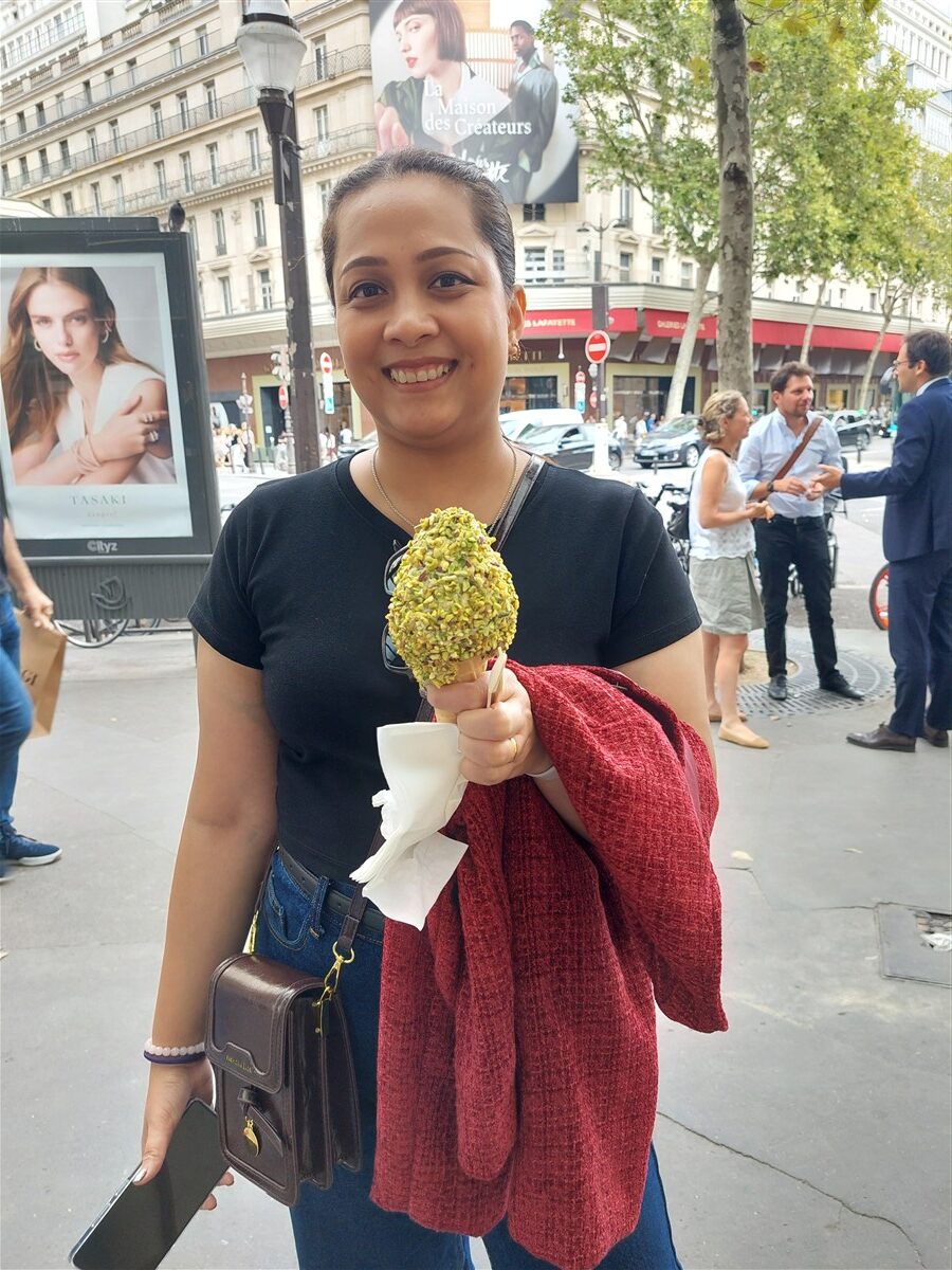Day 2 - Walking Through Paris Opera Garnier, Galeries Lafayette, Notre-Dame & Le Marais : France (Sep'26) 34 Day 2 - Walking Through Paris Opera Garnier, Galeries Lafayette, Notre-Dame & Le Marais : France (Sep'26) 34