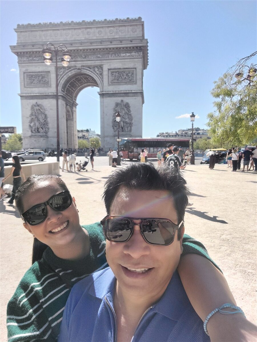 Day 3 - Paris Arc de Triomphe, Champs-Élysées & An Afternoon at the Louvre Museum : France (Sep'26) 7