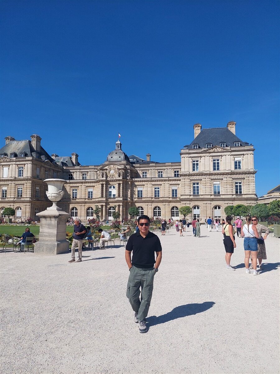 Day 4 - Exploring Panthéon, Luxembourg Gardens & Eiffel Tower in Paris : France (Sep'26) 17