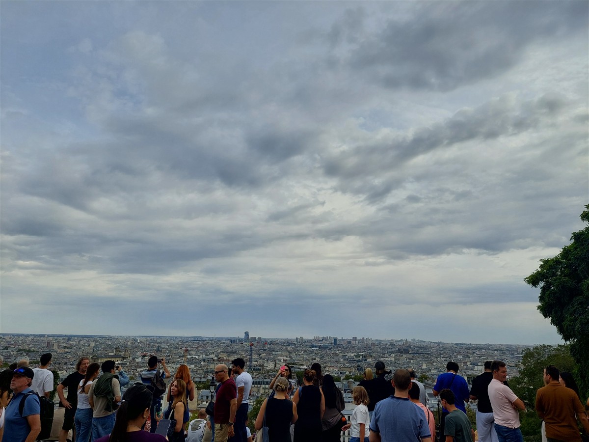 Day 5 - Montmartre & Eiffel Tower Lights on Our Last Night in Paris : France (Sep'26) 19