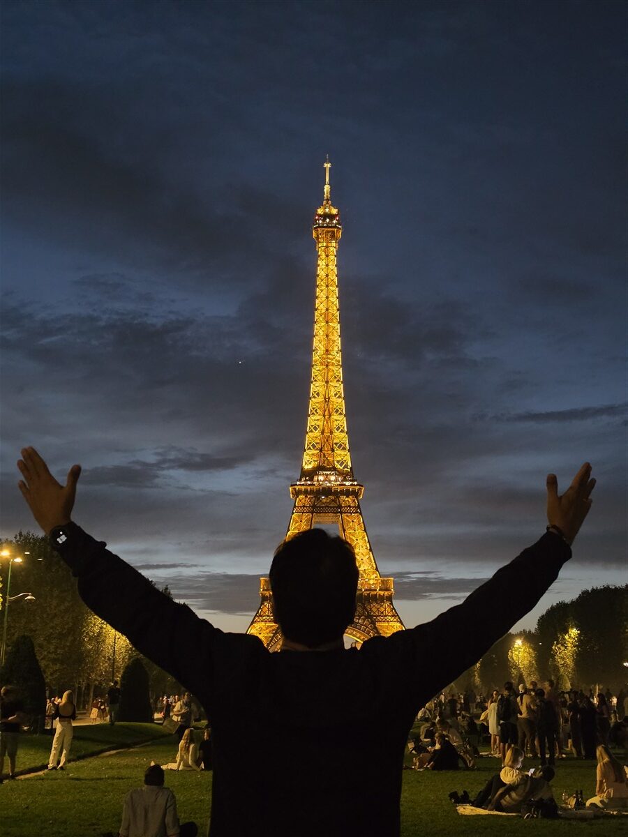 Day 5 - Montmartre & Eiffel Tower Lights on Our Last Night in Paris : France (Sep'26) 39