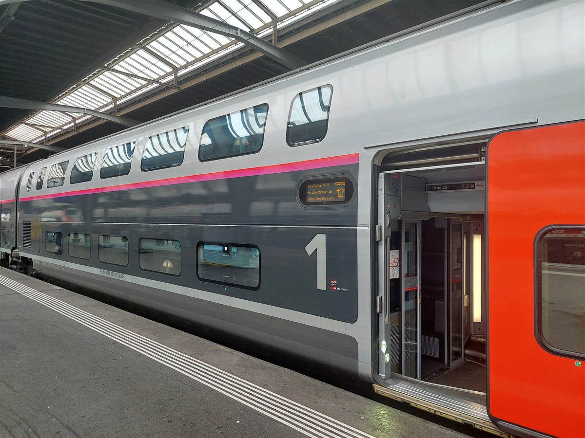 Day 6 – Paris to Zurich by Train : Our First Day in Switzerland (Sep'26) 3 Day 6 – Paris to Zurich by Train : Our First Day in Switzerland (Sep'26) 3