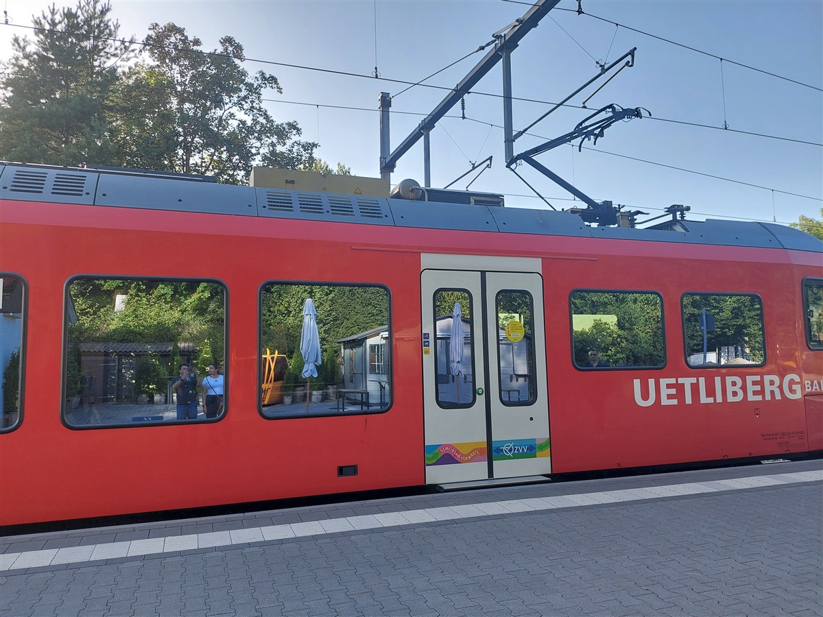 Day 2 – Zurich City Walk, Uetliberg Viewpoint & Lake Zurich : Switzerland (Sep'26) 12