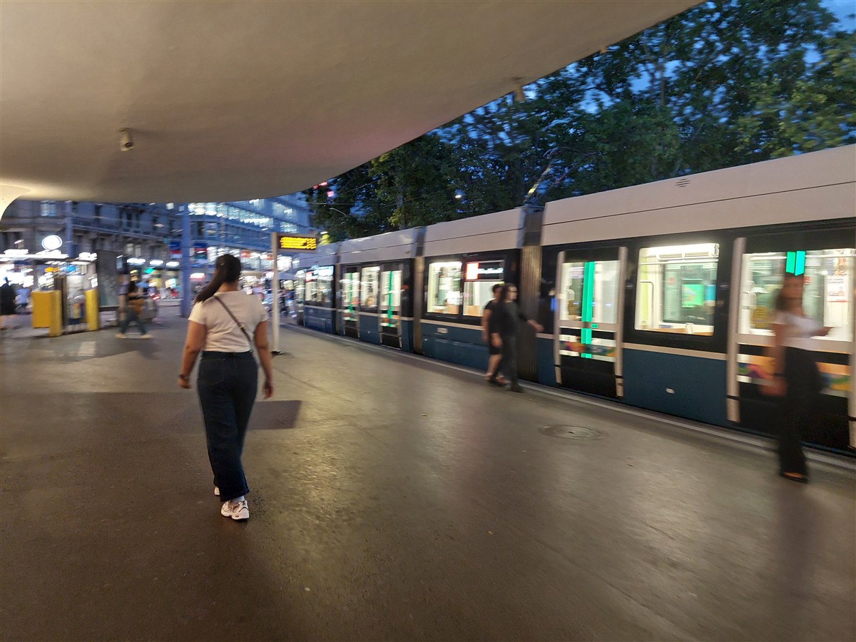 Day 2 – Zurich City Walk, Uetliberg Viewpoint & Lake Zurich : Switzerland (Sep'26) 28