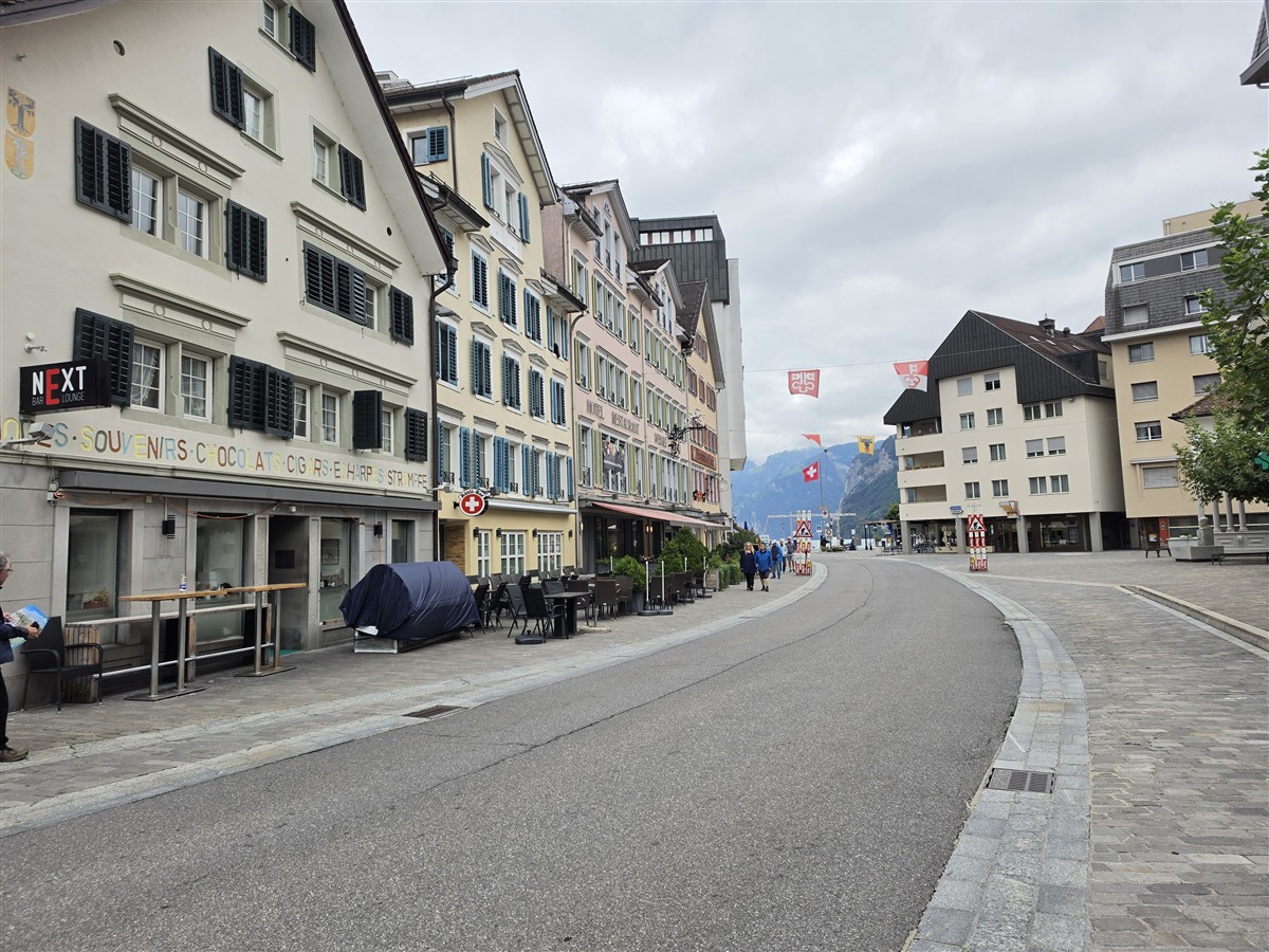 Day 4 – Brunnen to Rütli, Tellsplatte & Sisikon Lake Trail : Switzerland (Sep'26) 11