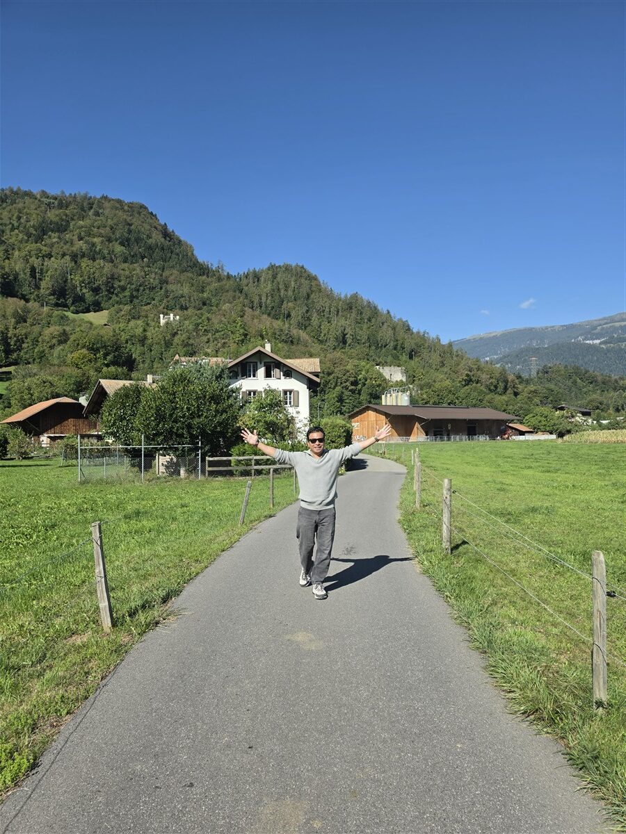 Day 6 – Grindelwald First Cliff Walk and Bachalpsee Lake Trek : An Unforgettable Day in the Swiss Alps (Sep'26) 3