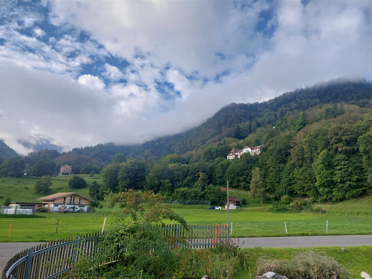 Day 8 : Exploring Oeschinen Lake and an Evening in Interlaken, Switzerland (Sep'26) 4