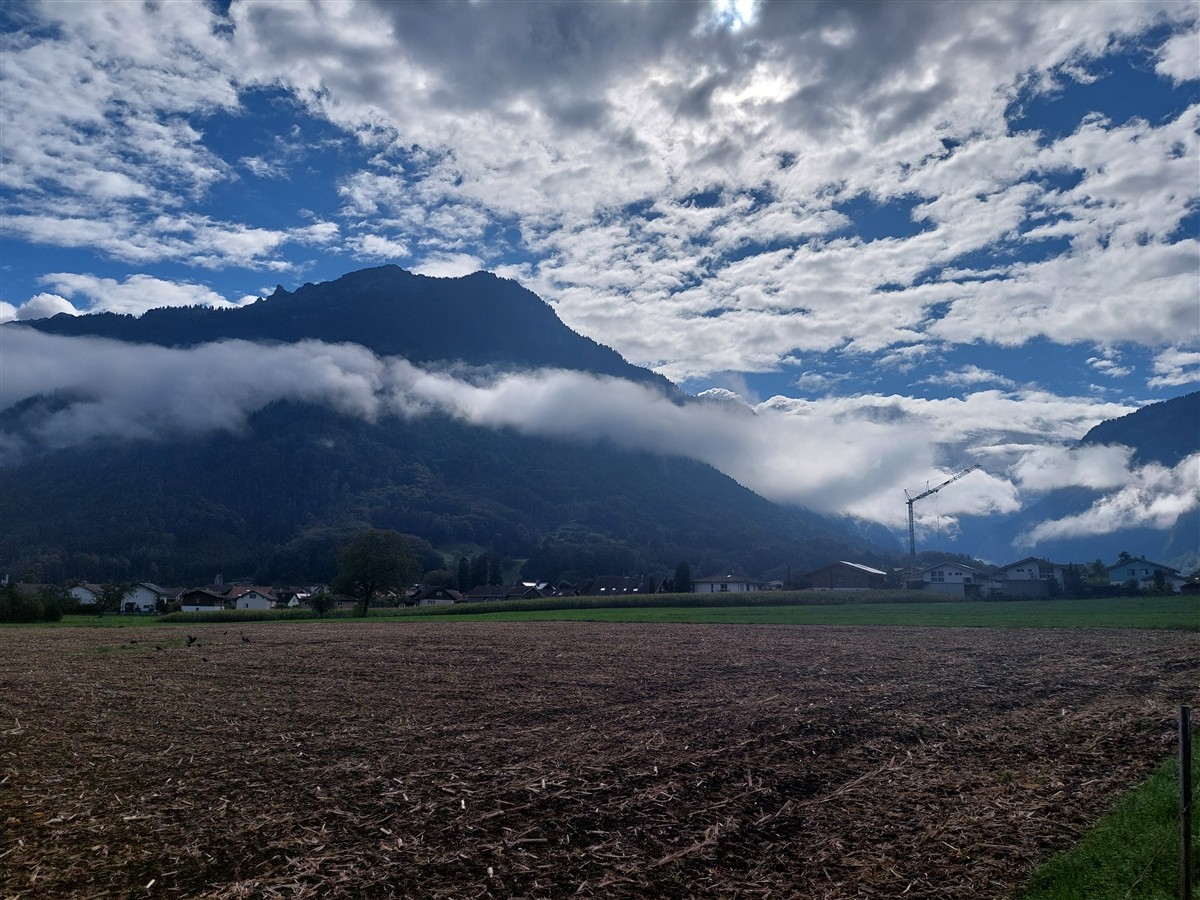 Day 8 : Exploring Oeschinen Lake and an Evening in Interlaken, Switzerland (Sep'26) 7
