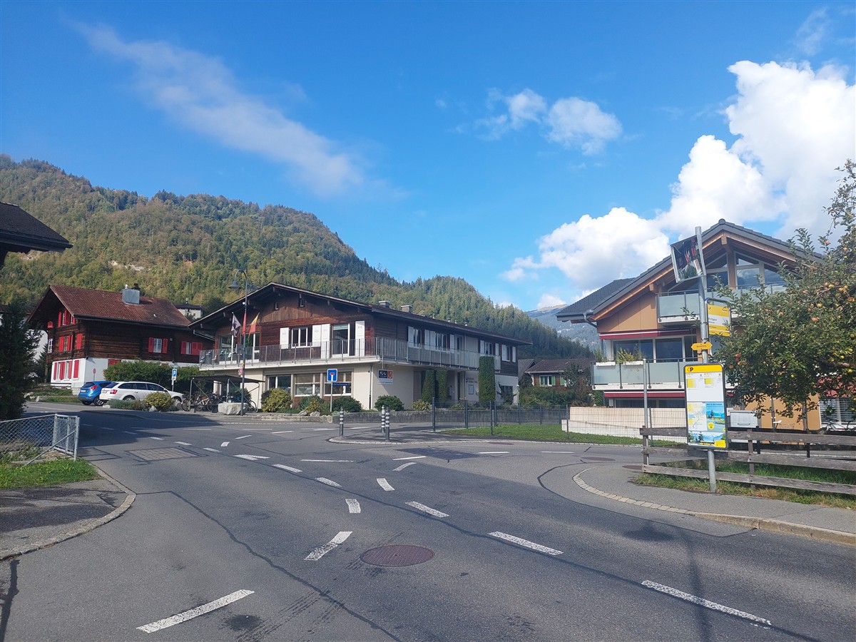 Day 8 : Exploring Oeschinen Lake and an Evening in Interlaken, Switzerland (Sep'26) 10