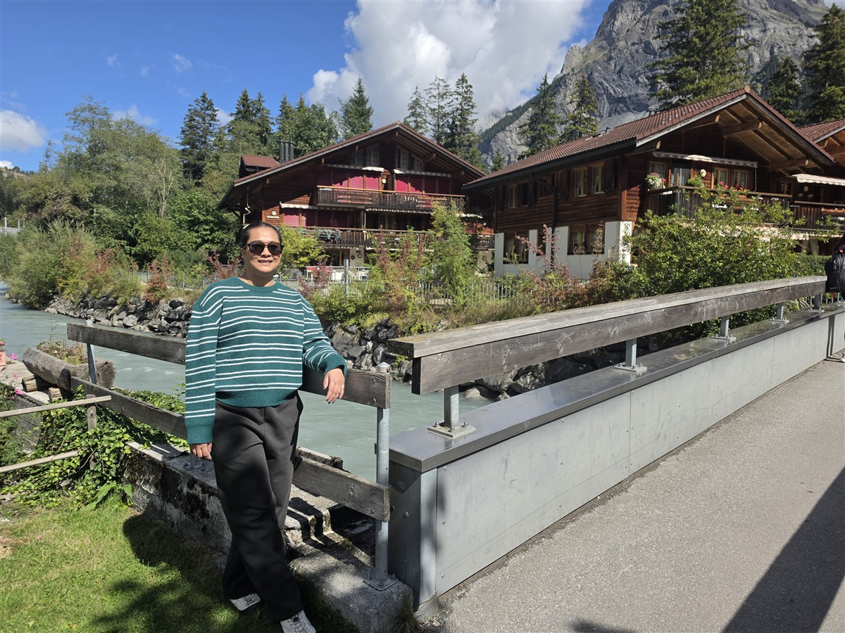 Day 8 : Exploring Oeschinen Lake and an Evening in Interlaken, Switzerland (Sep'26) 11