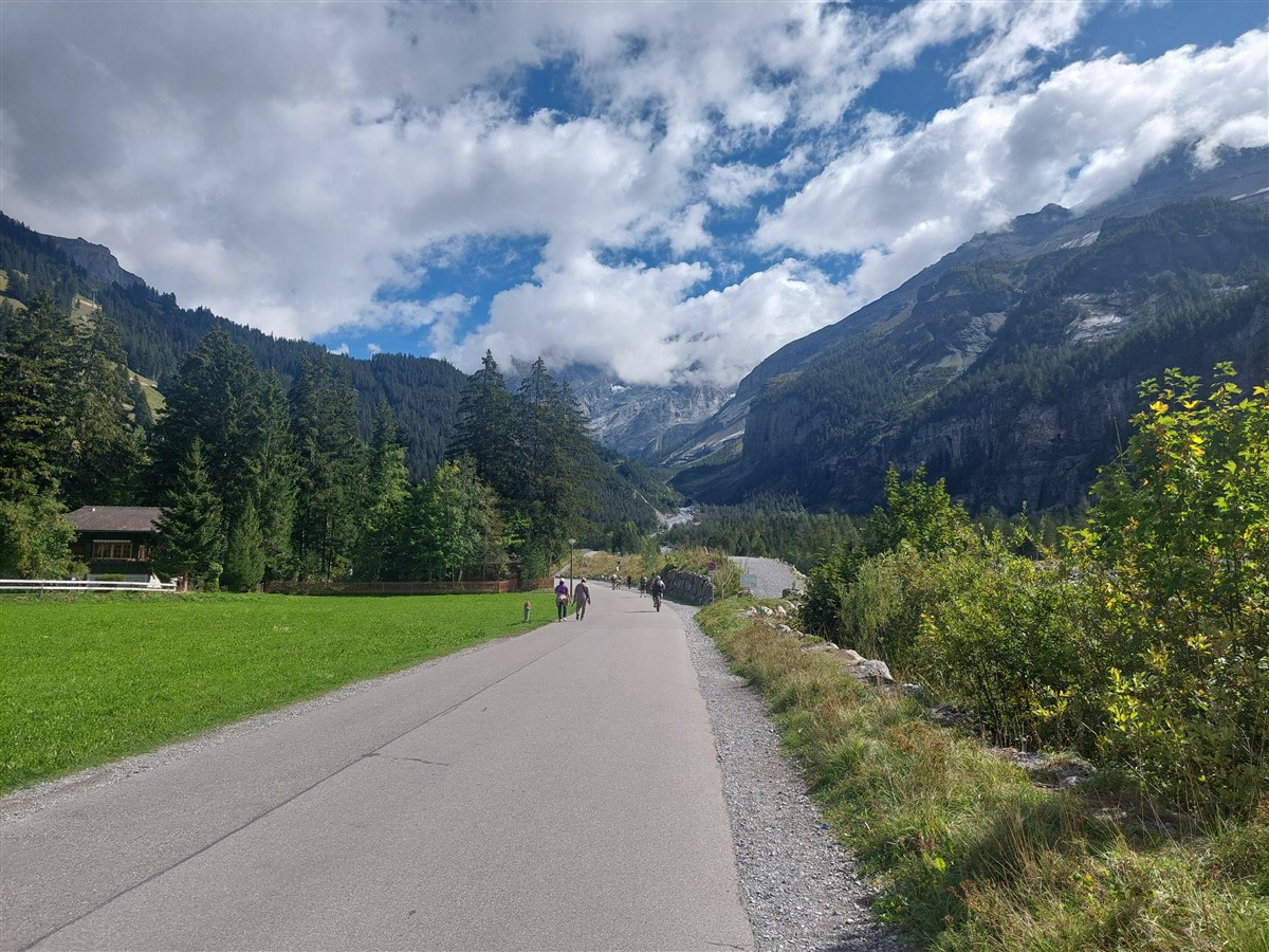 Day 8 : Exploring Oeschinen Lake and an Evening in Interlaken, Switzerland (Sep'26) 19