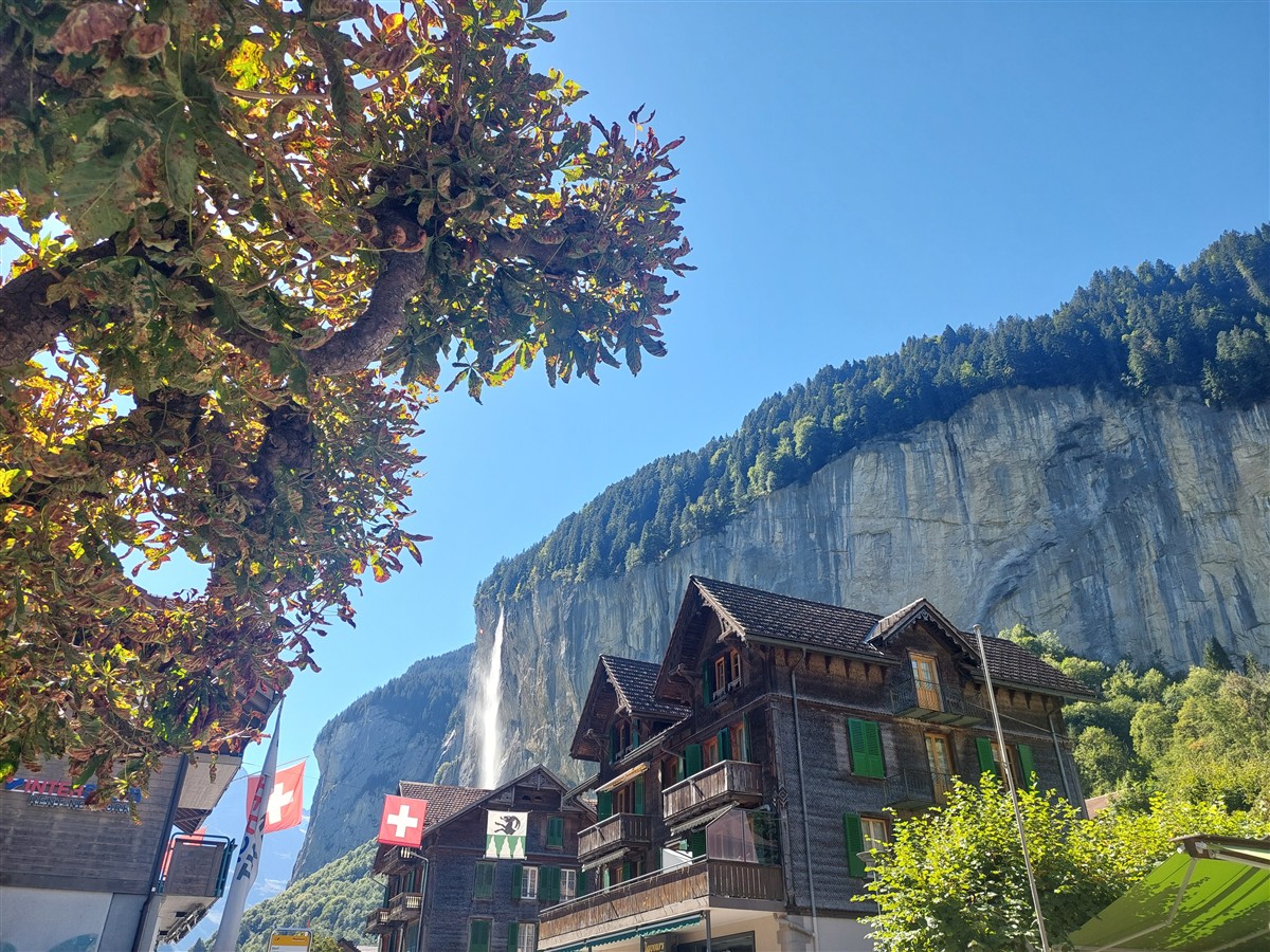 Day 9 – Exploring Lauterbrunnen, Wengen and Mürren in One Day : Switzerland (Sep'26) 8