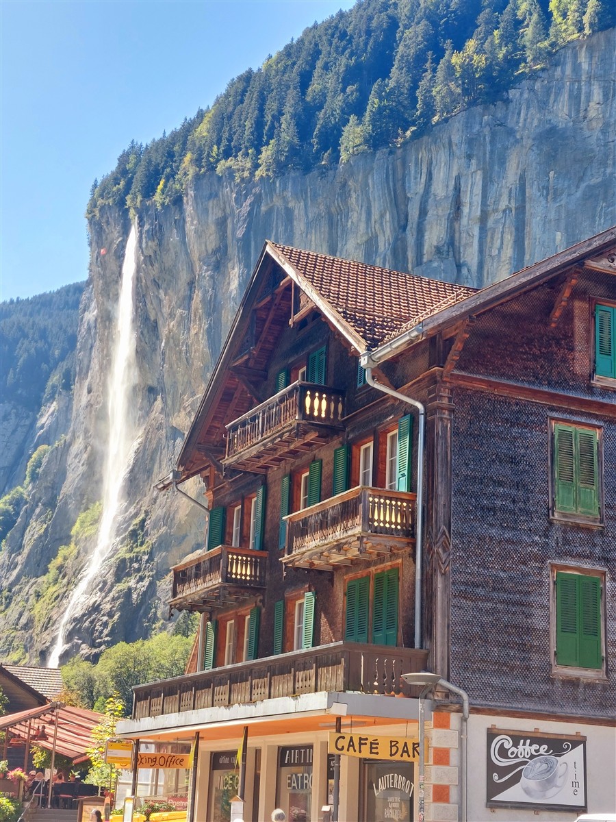 Day 9 – Exploring Lauterbrunnen, Wengen and Mürren in One Day : Switzerland (Sep'26) 10