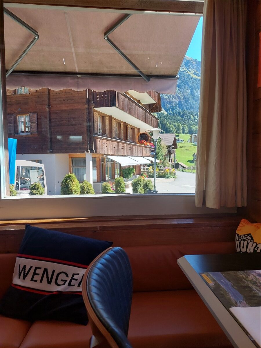 Day 9 – Exploring Lauterbrunnen, Wengen and Mürren in One Day : Switzerland (Sep'26) 29
