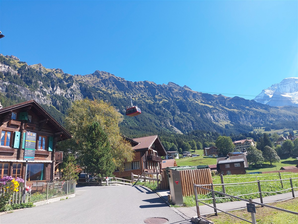 Day 9 – Exploring Lauterbrunnen, Wengen and Mürren in One Day : Switzerland (Sep'26) 30