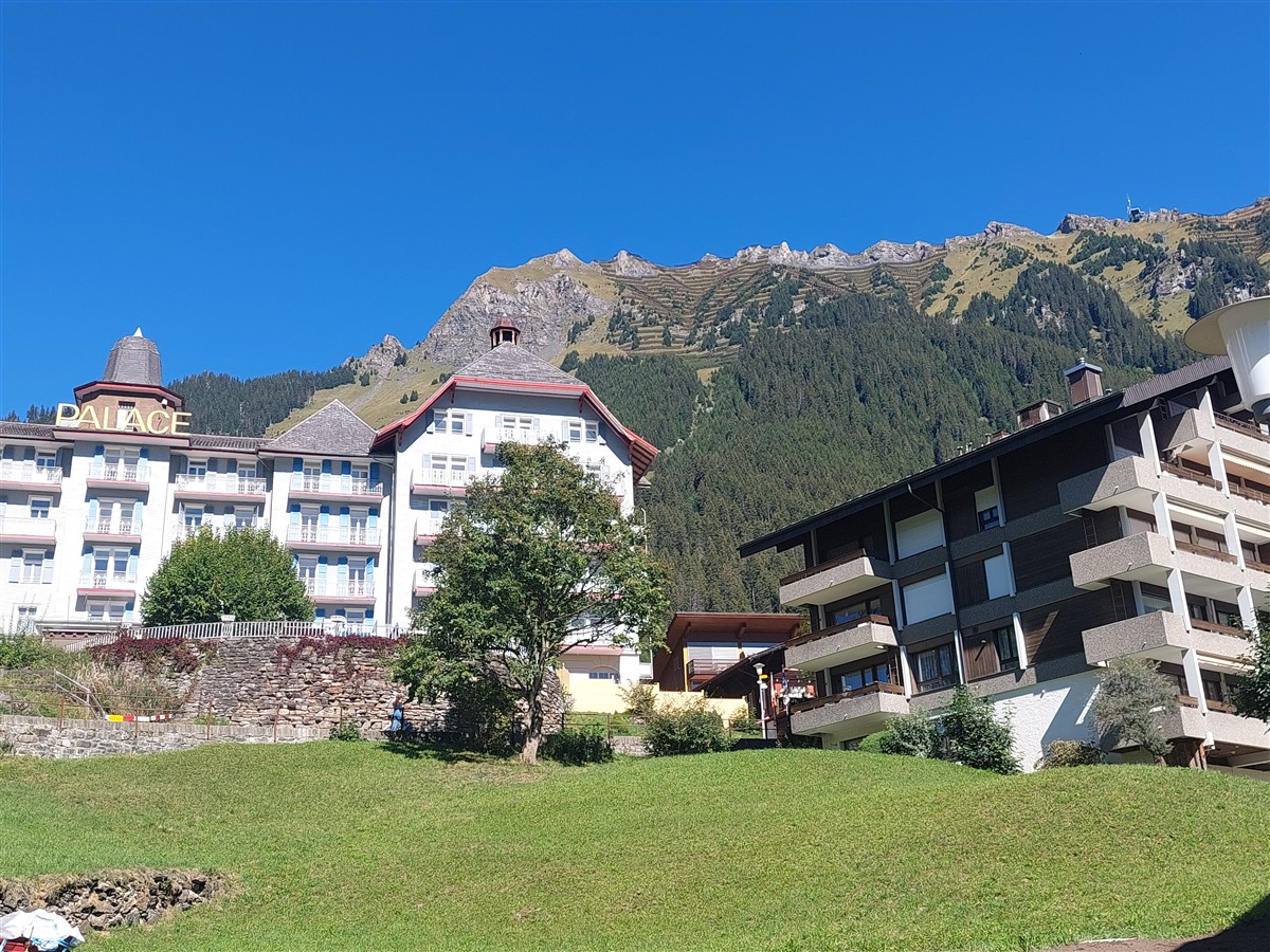 Day 9 – Exploring Lauterbrunnen, Wengen and Mürren in One Day : Switzerland (Sep'26) 32