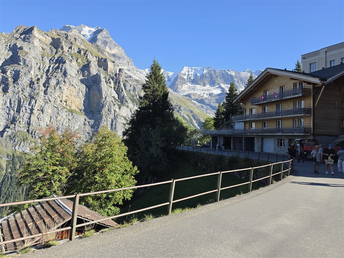 Day 9 – Exploring Lauterbrunnen, Wengen and Mürren in One Day : Switzerland (Sep'26) 68