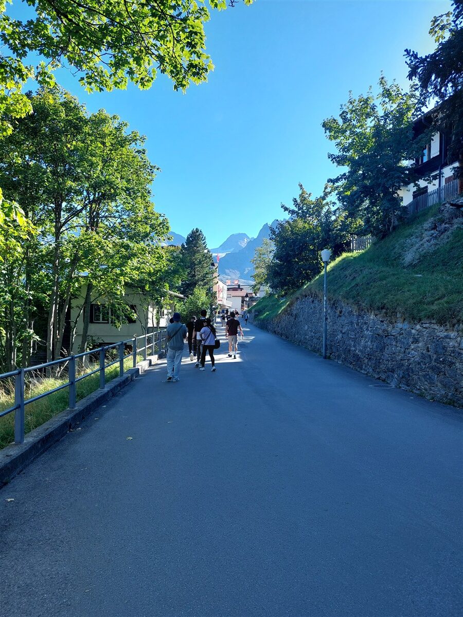 Day 9 – Exploring Lauterbrunnen, Wengen and Mürren in One Day : Switzerland (Sep'26) 69