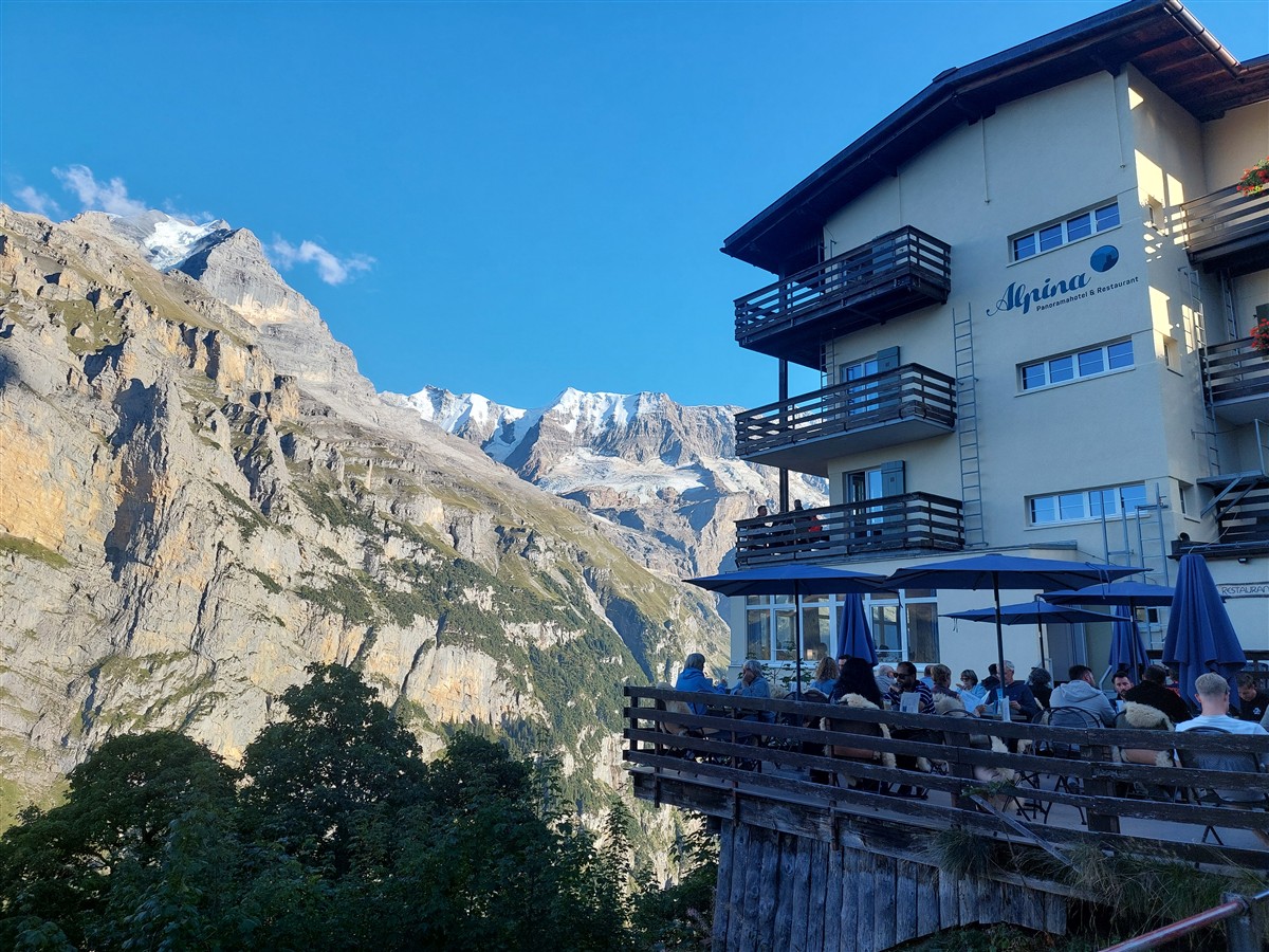 Day 9 – Exploring Lauterbrunnen, Wengen and Mürren in One Day : Switzerland (Sep'26) 89 Day 9 – Exploring Lauterbrunnen, Wengen and Mürren in One Day : Switzerland (Sep'26) 89