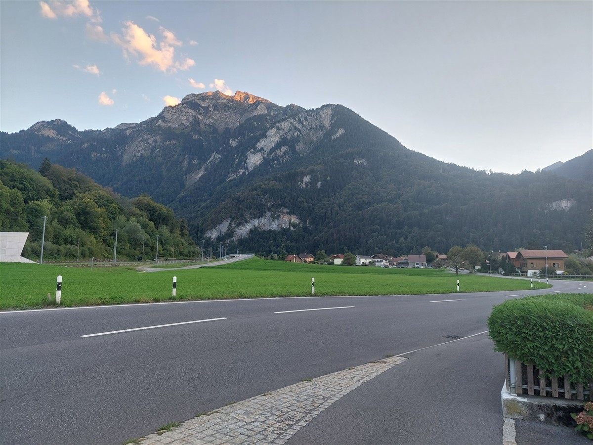 Day 9 – Exploring Lauterbrunnen, Wengen and Mürren in One Day : Switzerland (Sep'26) 94 Day 9 – Exploring Lauterbrunnen, Wengen and Mürren in One Day : Switzerland (Sep'26) 94