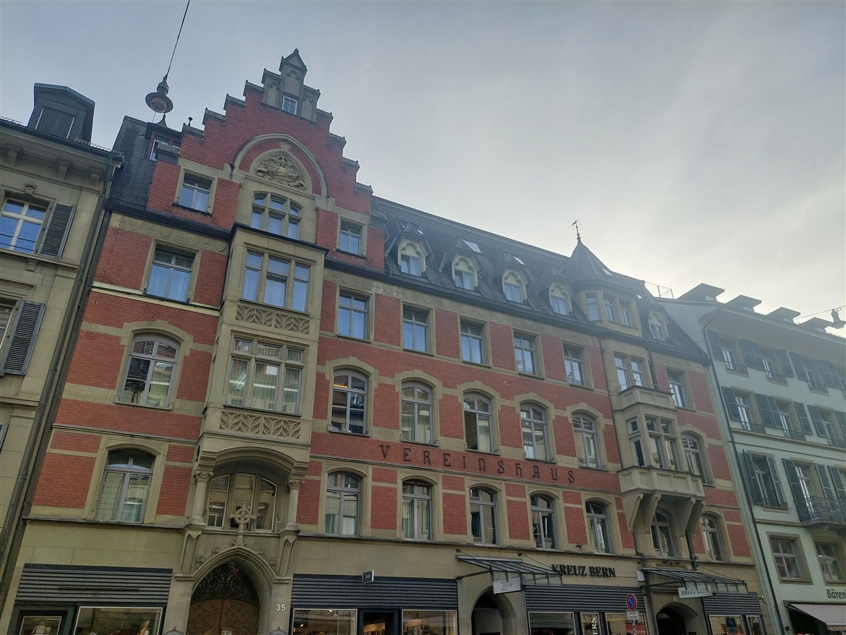 Day 11 – Walking Through the Charming Streets of Thun, Switzerland (Sep'26) 37